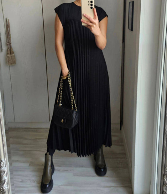 Short Sleeve Pleated Long Round Neck Summer Dress