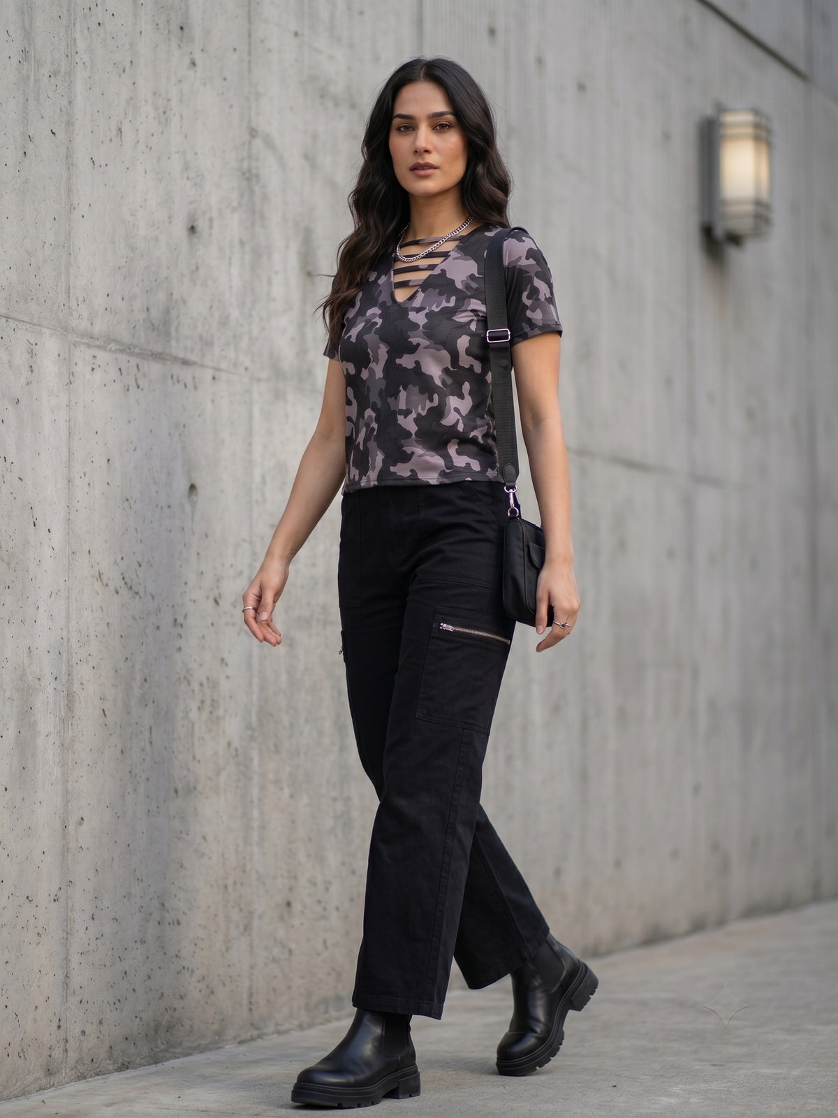 Ava Strap Front Top