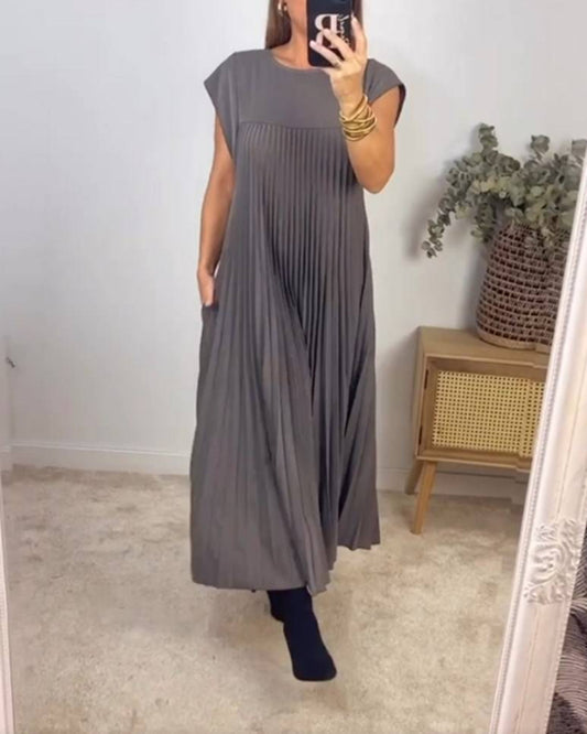 Short Sleeve Pleated Long Round Neck Summer Dress