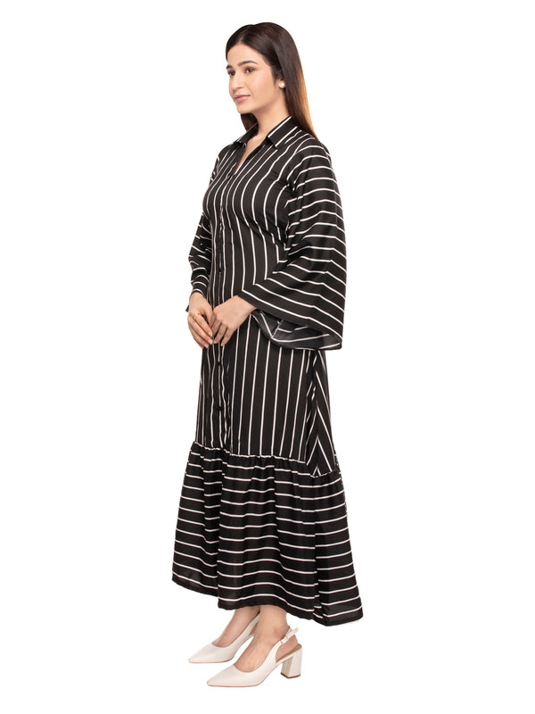 Dorothy A-line Bell Sleeve Maxi Dress